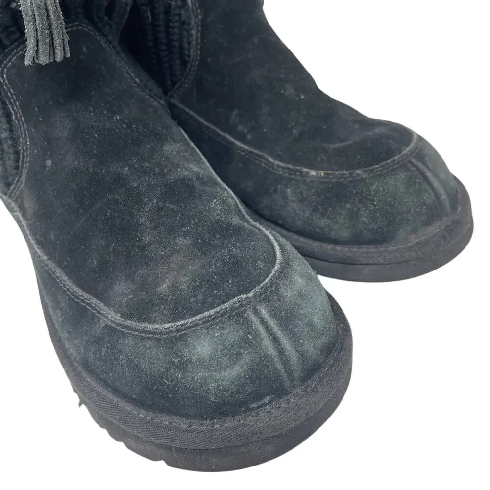 UGG Suburb Black Crochet and Suede Boots Size 6